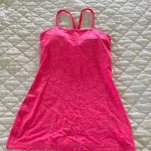 Lululemon tank